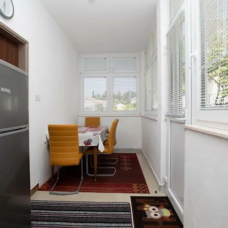 Apartment Marjan *